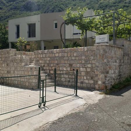 Apartments Grgurevic Kotor Exteriör bild