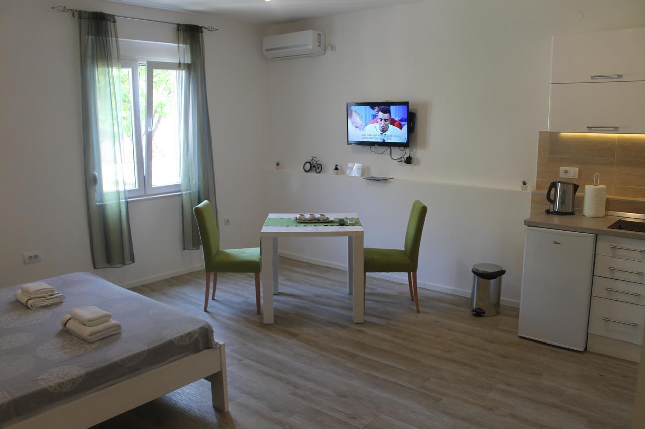 Apartments Grgurevic Kotor Exteriör bild